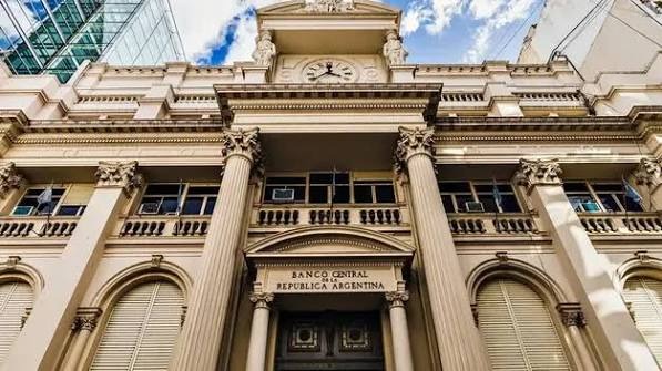 Reservas en caída: el BCRA pierde más de u$s500 millones