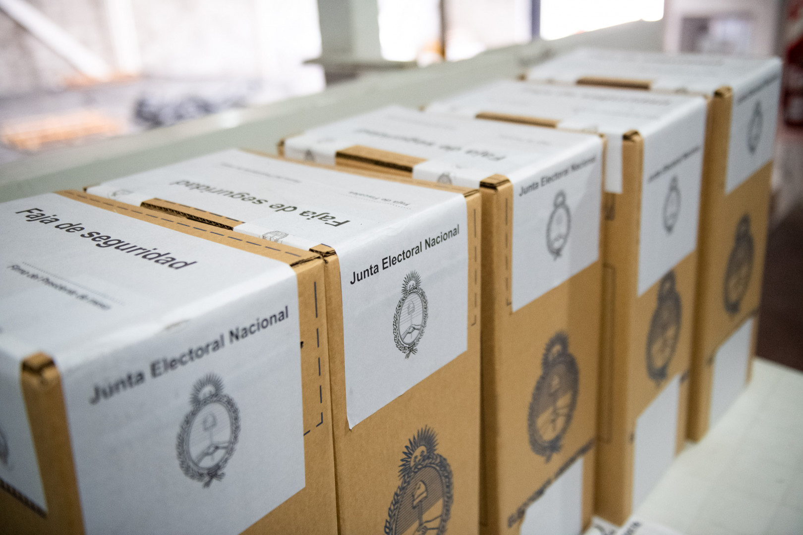 El Gobierno negocia unas PASO optativas mientras el macrismo rearma su financiamiento corporativo