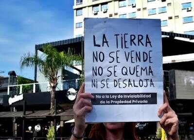 Rechazo social y conflicto de intereses en la “ley de tierras”